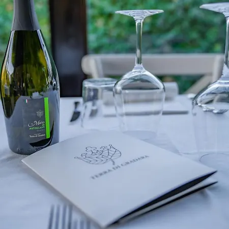 Terra Di Alloggio per agriturismo