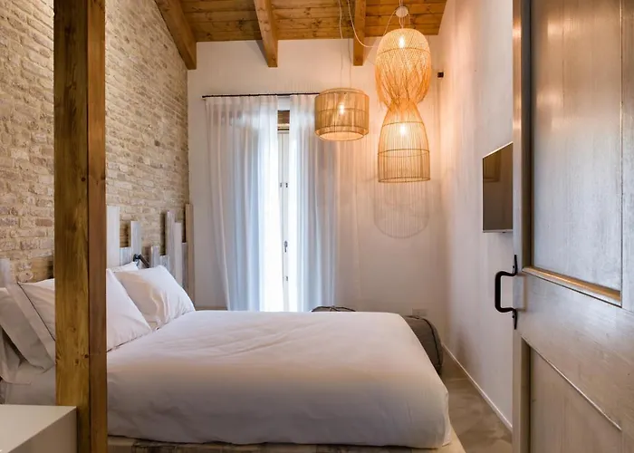 Terra Di Alloggio per agriturismo