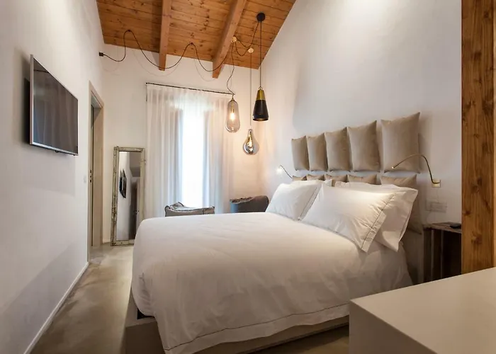 Terra Di Alloggio per agriturismo